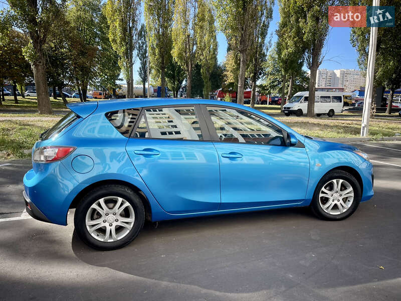 Хетчбек Mazda 3 2009 в Києві фото 6 Хетчбек Mazda 3 2009 в Києві