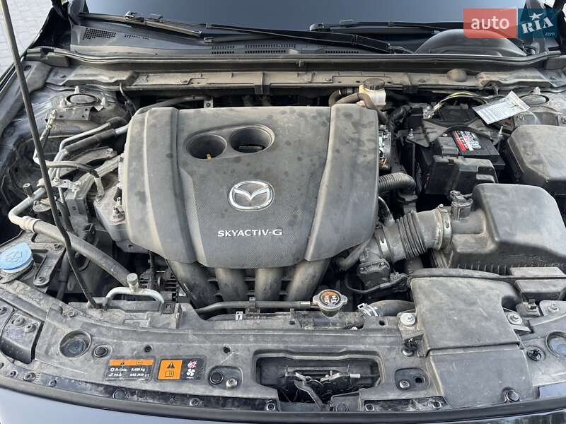 Седан Mazda 3 2019 в Киеве
