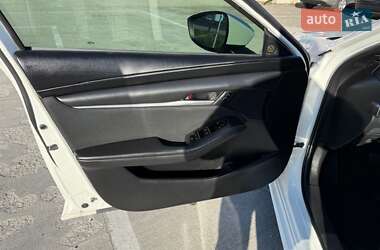 Хэтчбек Mazda 3 2021 в 