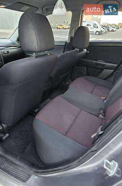 Хэтчбек Mazda 3 2005 в 