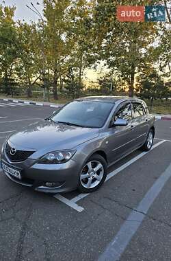 Хэтчбек Mazda 3 2005 в 