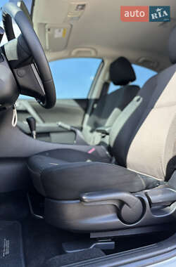 Седан Mazda 3 2011 в 