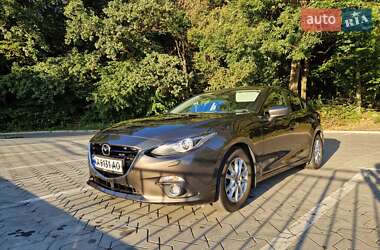 Седан Mazda 3 2016 в 