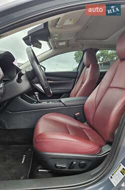 Седан Mazda 3 2023 в Киеве