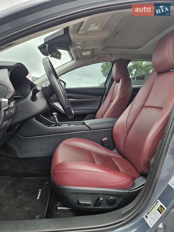Седан Mazda 3 2023 в Киеве фото 7 Седан Mazda 3 2023 в Киеве