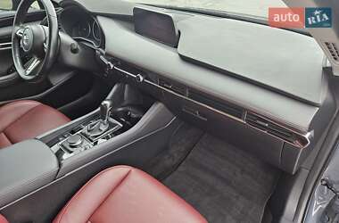 Седан Mazda 3 2023 в Киеве