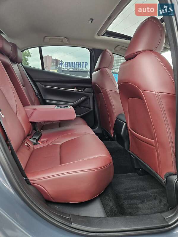 Седан Mazda 3 2023 в Киеве фото 20 Седан Mazda 3 2023 в Киеве