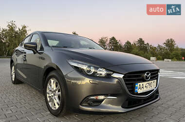 Седан Mazda 3 2018 в Києві