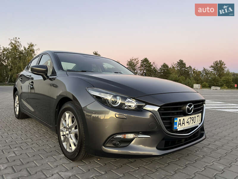 Mazda 3 2018