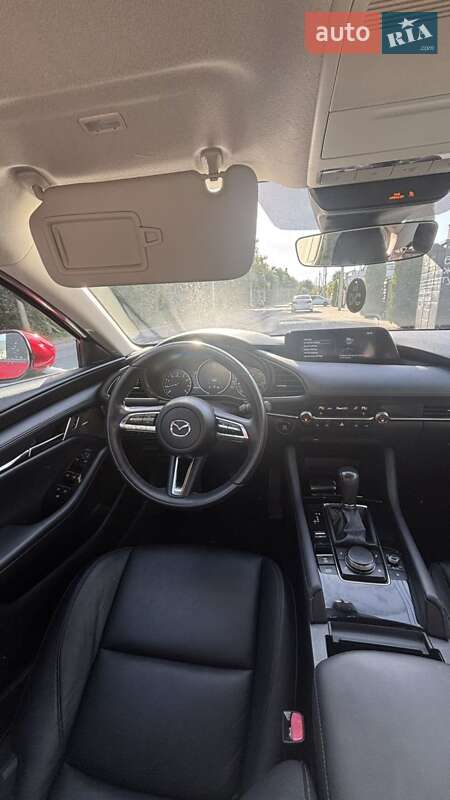 Седан Mazda 3 2019 в Львові