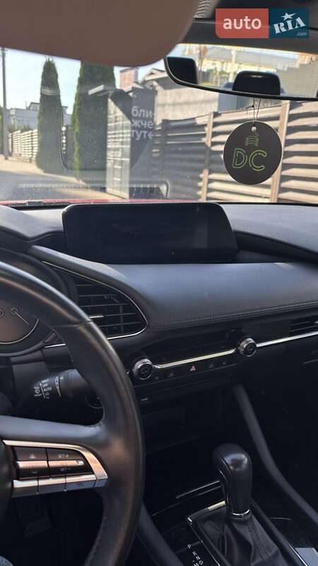 Седан Mazda 3 2019 в Львові