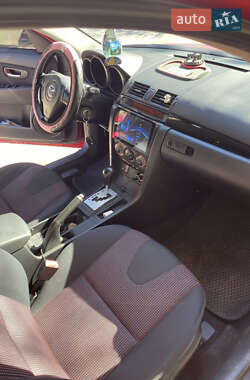 Хэтчбек Mazda 3 2005 в 