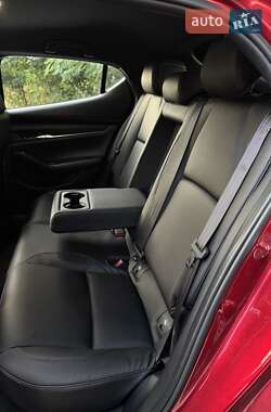 Хэтчбек Mazda 3 2019 в Львове