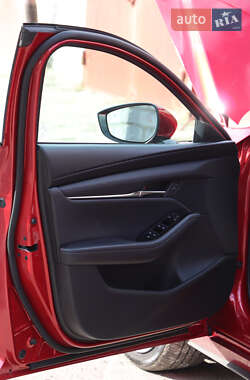 Хэтчбек Mazda 3 2024 в 