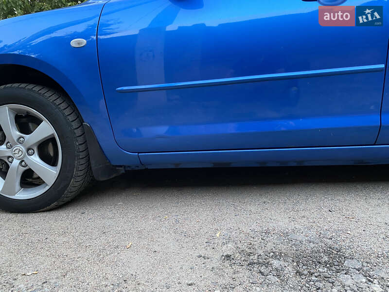 Седан Mazda 3 2005 в Кропивницком