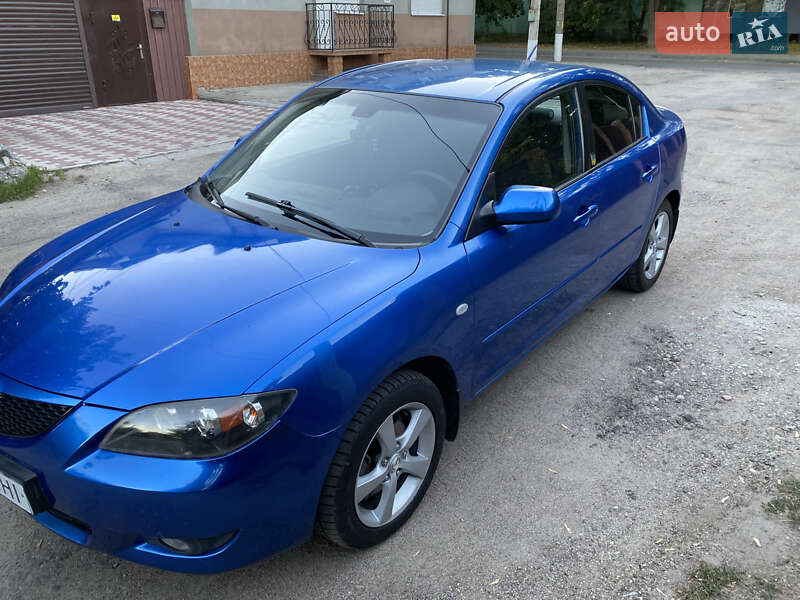 Седан Mazda 3 2005 в Кропивницком