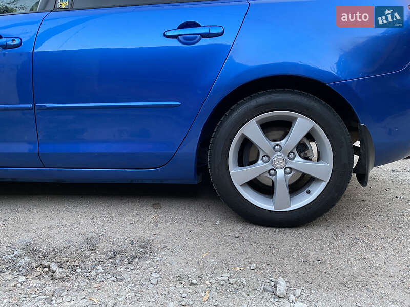 Седан Mazda 3 2005 в Кропивницком