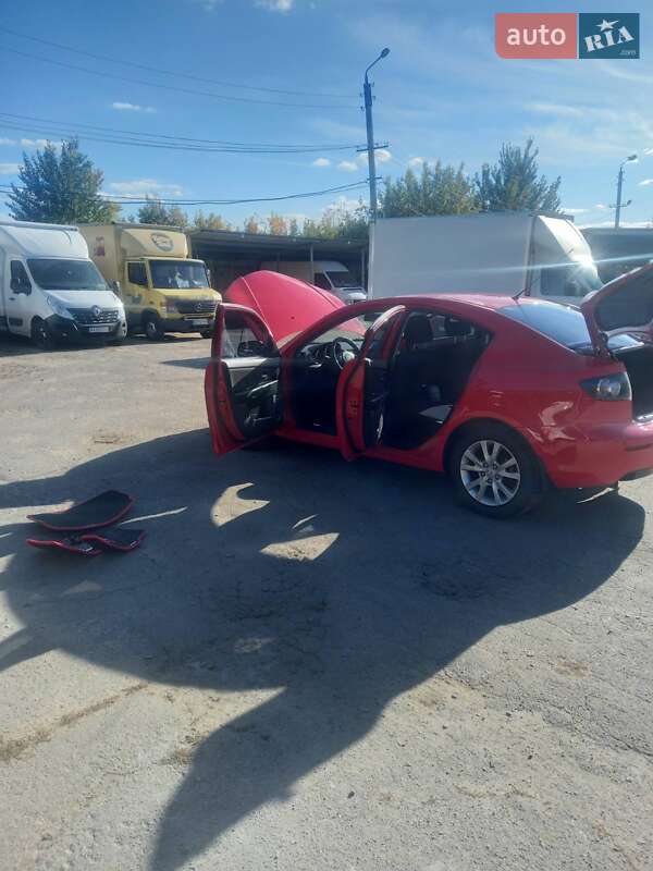 Седан Mazda 3 2007 в Первомайске