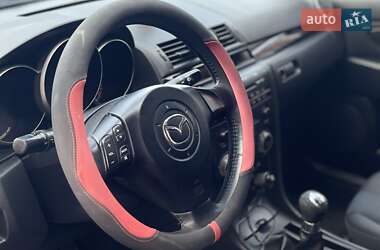Хэтчбек Mazda 3 2005 в 
