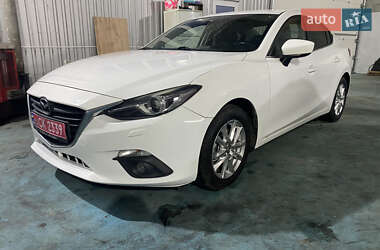 Седан Mazda 3 2014 в 