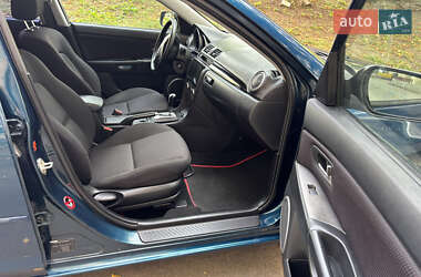 Хэтчбек Mazda 3 2007 в 