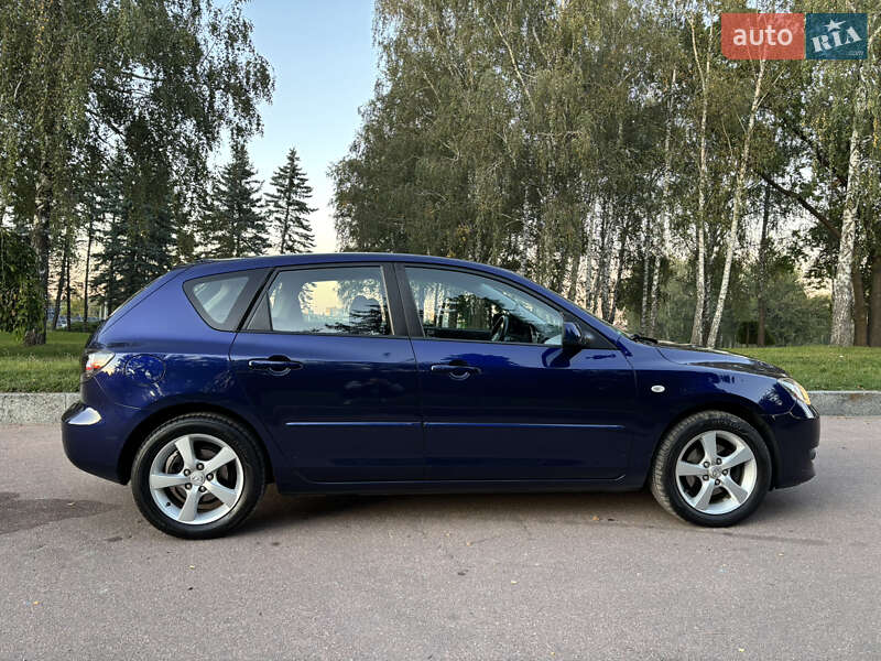 Хетчбек Mazda 3 2005 в Житомирі