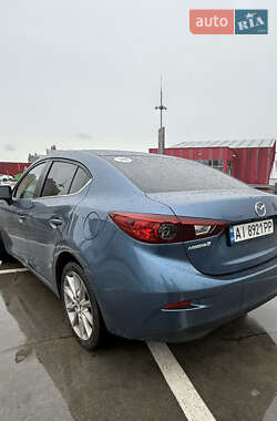 Седан Mazda 3 2017 в 