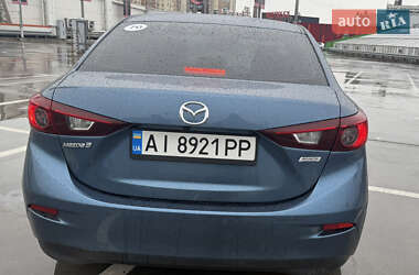 Седан Mazda 3 2017 в 