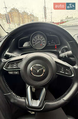 Седан Mazda 3 2017 в 