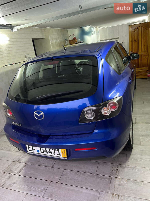Седан Mazda 3 2009 в Луцке