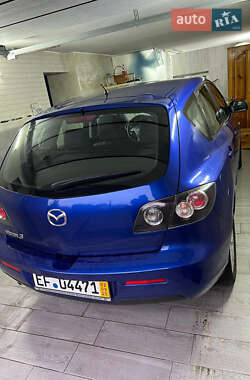 Седан Mazda 3 2009 в 
