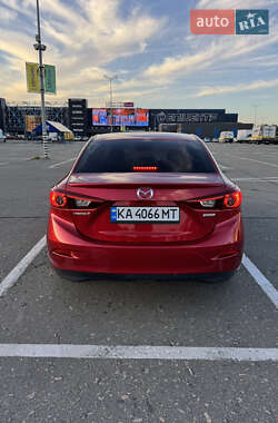 Седан Mazda 3 2014 в 