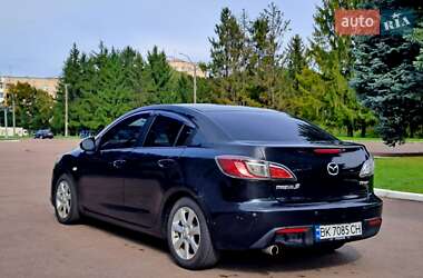 Седан Mazda 3 2010 в 