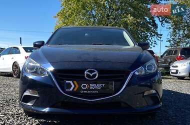 Седан Mazda 3 2016 в 