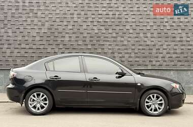 Седан Mazda 3 2007 в 