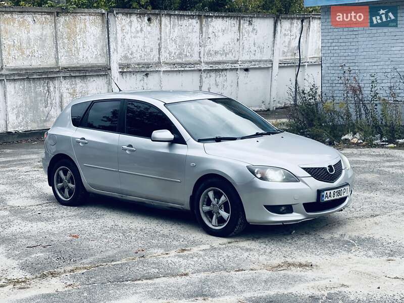 Хэтчбек Mazda 3 2005 в Киеве