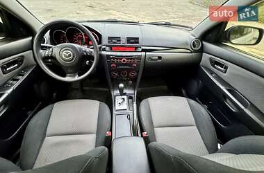 Седан Mazda 3 2006 в 