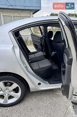 Седан Mazda 3 2006 в 