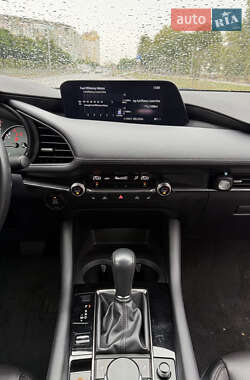 Седан Mazda 3 2022 в 