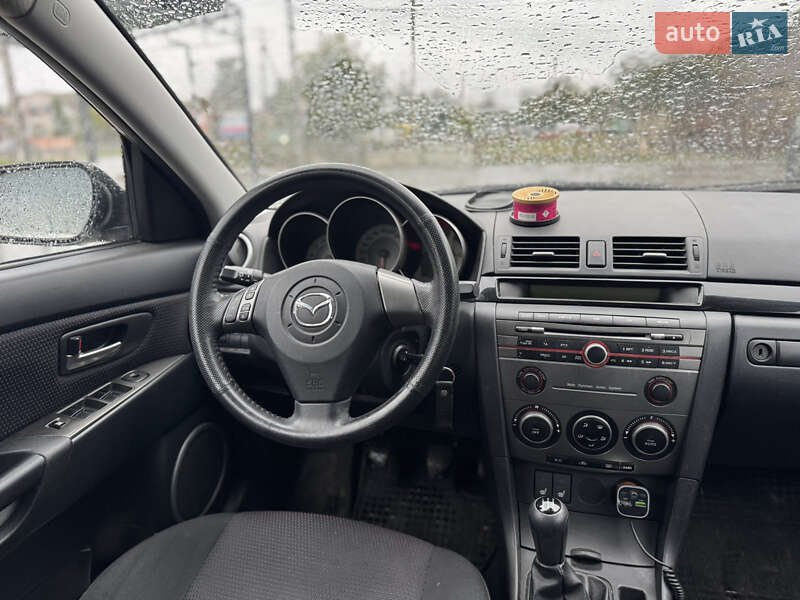 Седан Mazda 3 2007 в Виннице