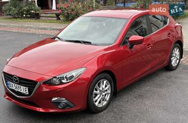 Хэтчбек Mazda 3 2015 в 