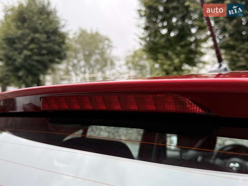 Хэтчбек Mazda 3 2015 в Виннице
