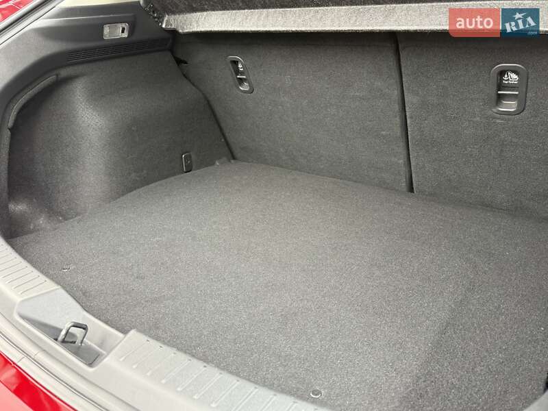 Хэтчбек Mazda 3 2015 в Виннице