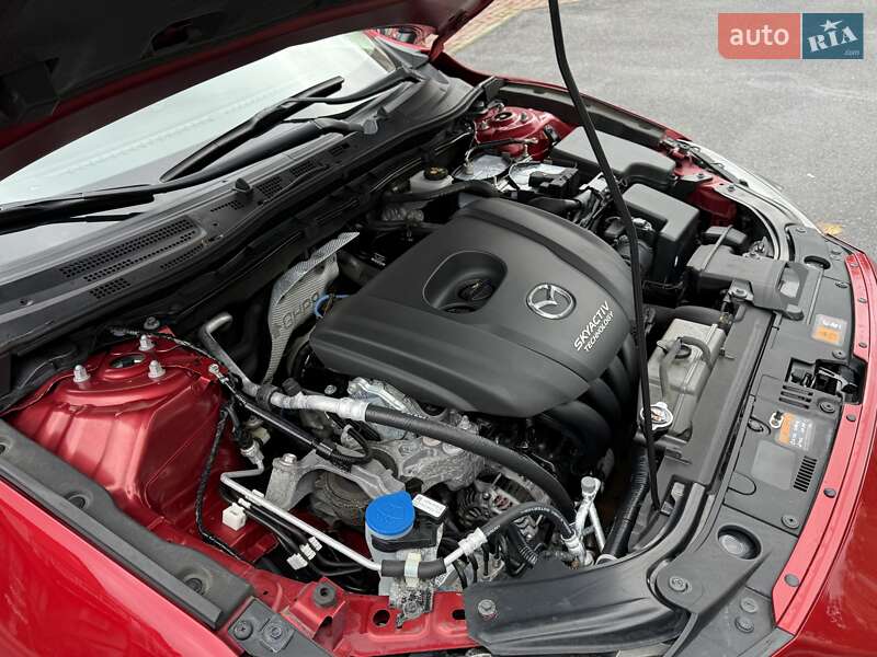 Хэтчбек Mazda 3 2015 в Виннице