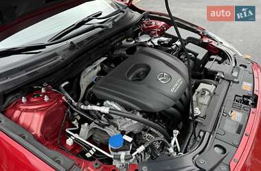Хэтчбек Mazda 3 2015 в 
