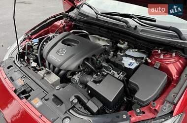 Хэтчбек Mazda 3 2015 в 