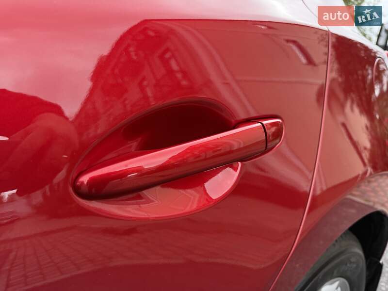 Хэтчбек Mazda 3 2015 в Виннице