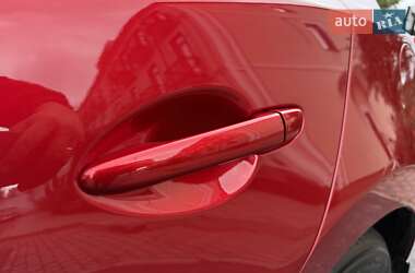 Хэтчбек Mazda 3 2015 в 