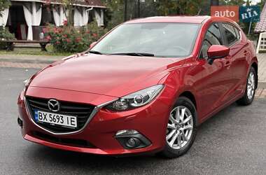 Хэтчбек Mazda 3 2015 в 