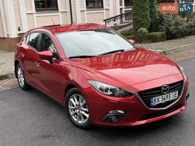 Хэтчбек Mazda 3 2015 в Виннице